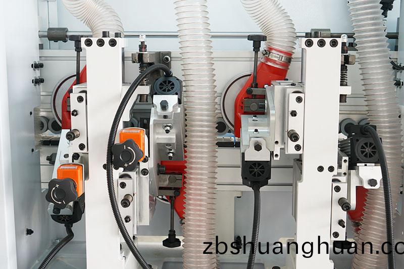 全(quan)自動封(feng)邊機