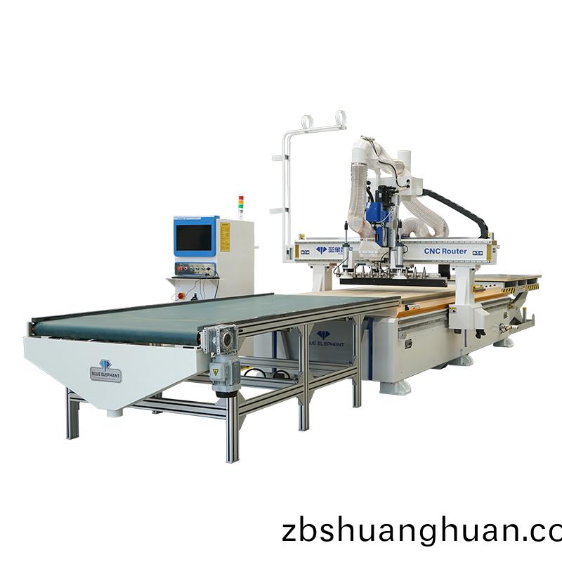 自動上下料直排加工(gong)中(zhong)心