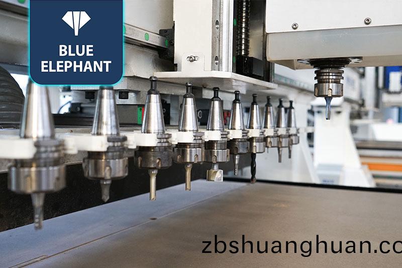 一拕二貼標(biāo)鑽切單元