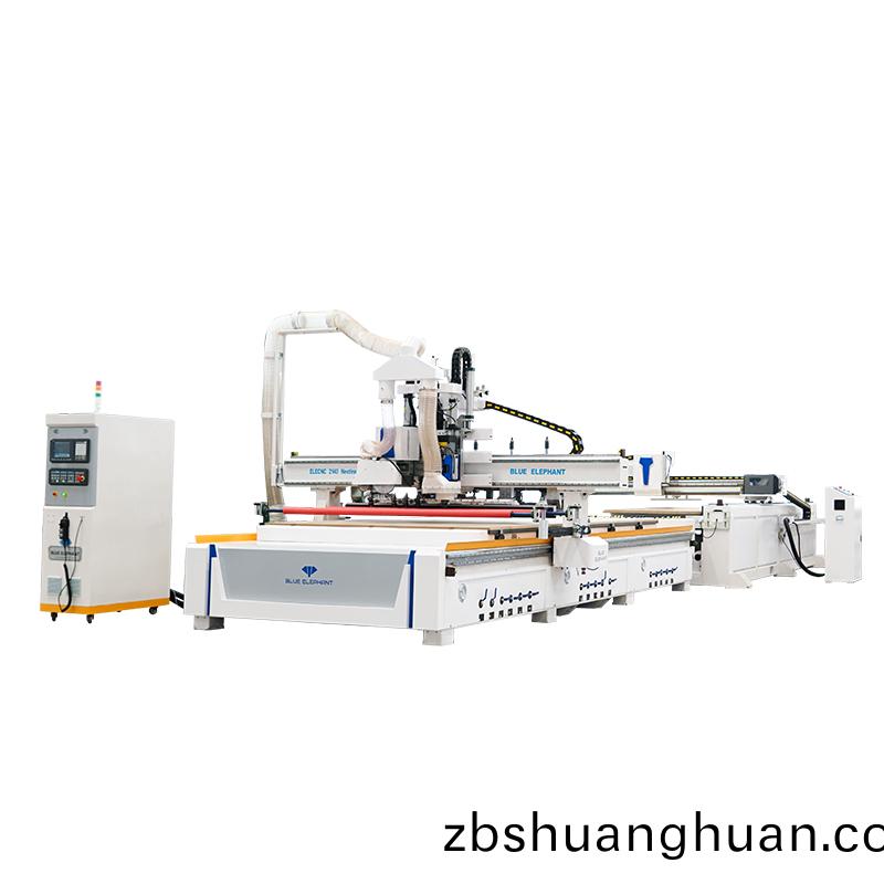 2140ATC 子母鋸開料機上(shang)下料+貼標機