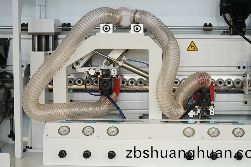 全(quan)自動封邊機