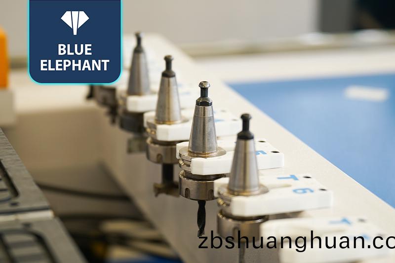 門牆?rùn)櫼惑w機(jī)