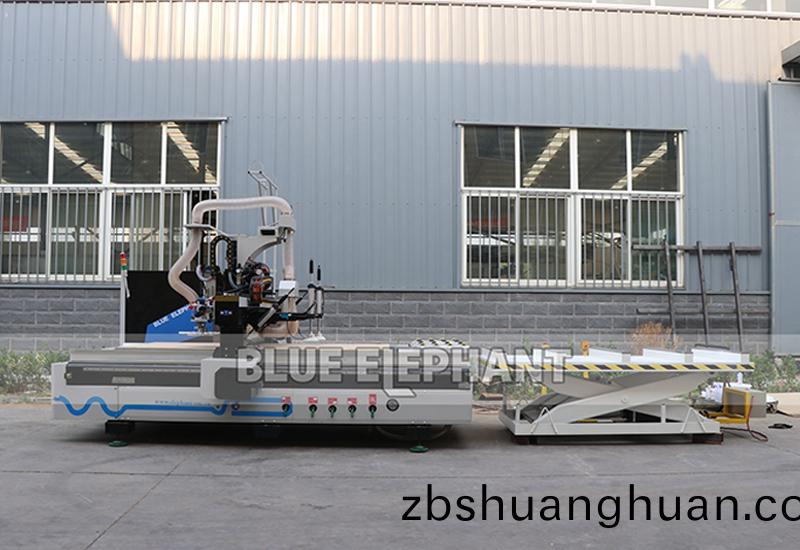 數(shù)控開料(liao)機