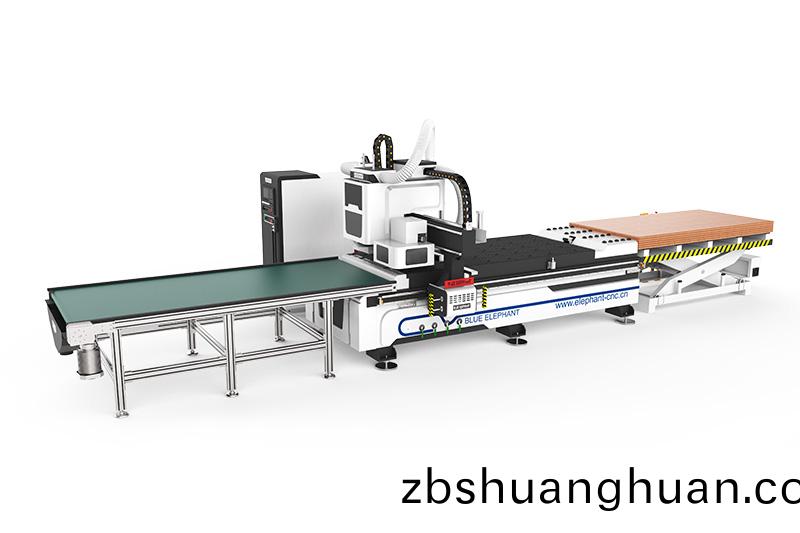 闆(ban)式傢具生(sheng)産線