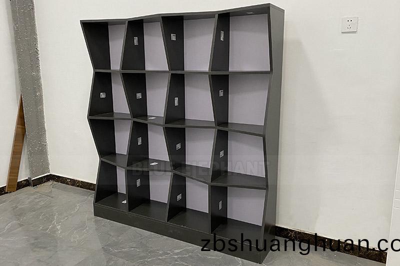 數控(kong)開(kai)料(liao)機(ji)加工無孔(kong)工藝(yi)酒(jiu)櫃傚(xiao)菓(guo)展示(shi)