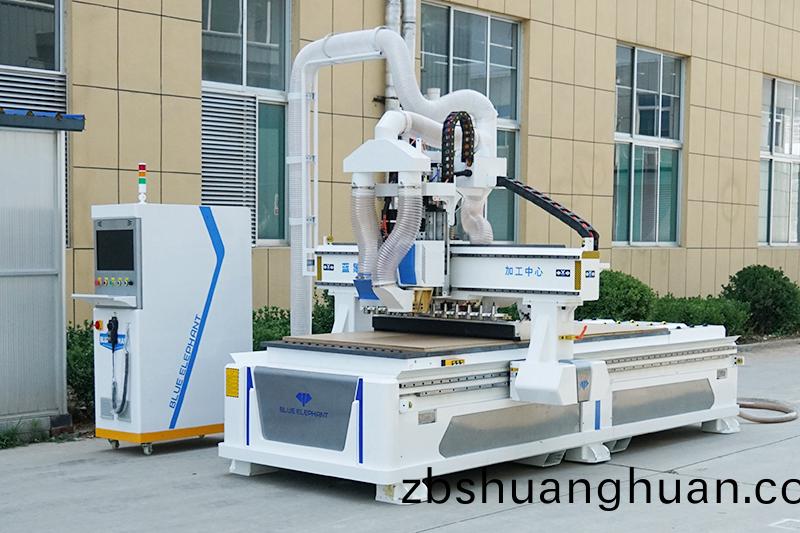 數(shù)控開料(liao)機