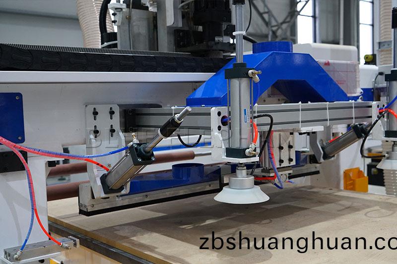 子(zi)母鋸(ju)數控加工中心