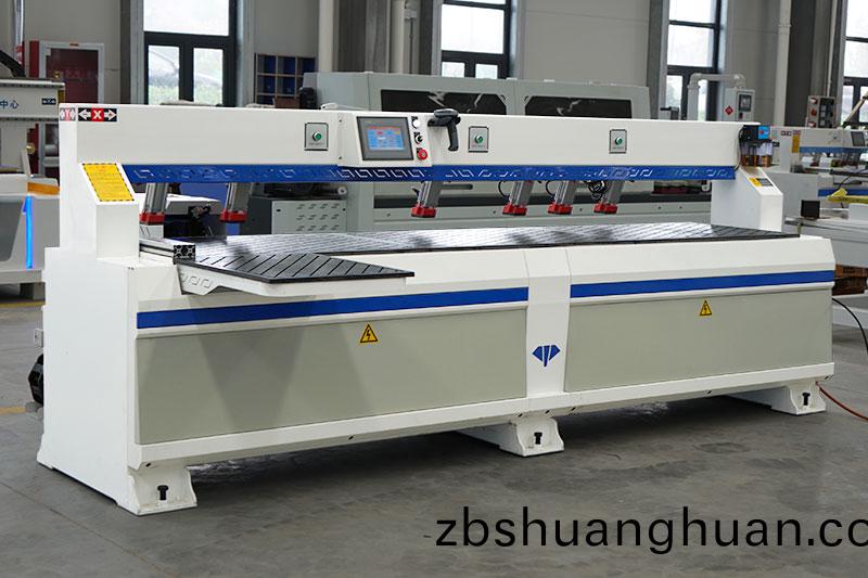 側(cè)孔機(jī)(ji)