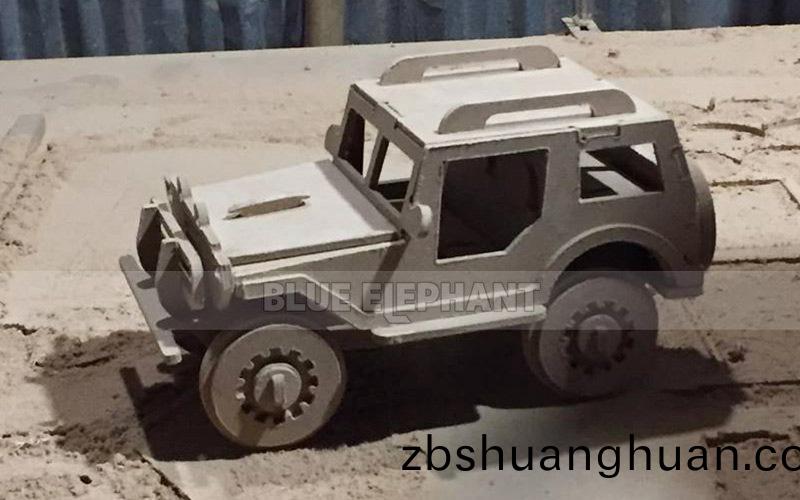 木工開料(liao)機擺件